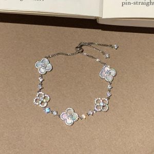 Four Clover Shinny Crystal Bracelet Gold / White Plated Copper Bangle Rhombus Drawstring Bracelet with Pink Zircon Trendy Lucky Bracelet